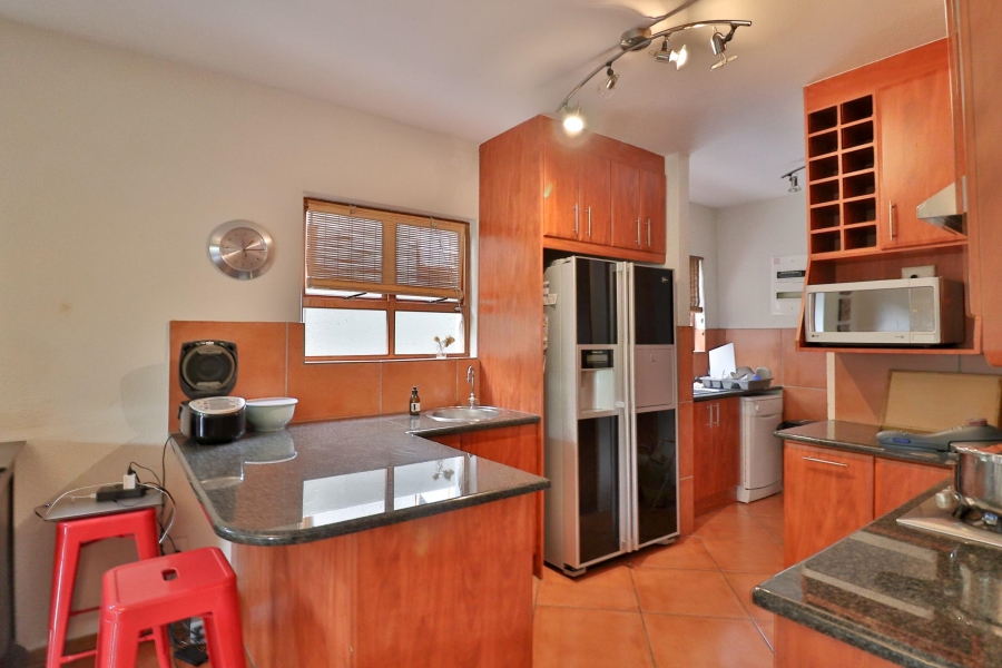 To Let 3 Bedroom Property for Rent in Bryanston Gauteng