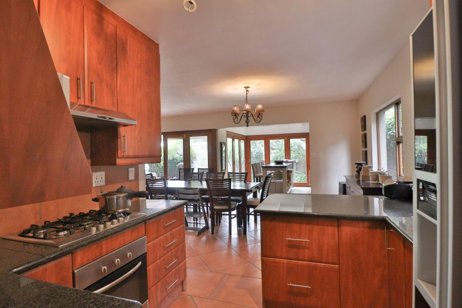 To Let 3 Bedroom Property for Rent in Bryanston Gauteng