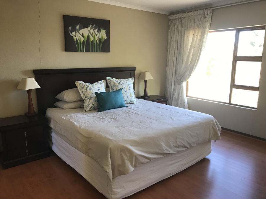 To Let 3 Bedroom Property for Rent in Bryanston Gauteng