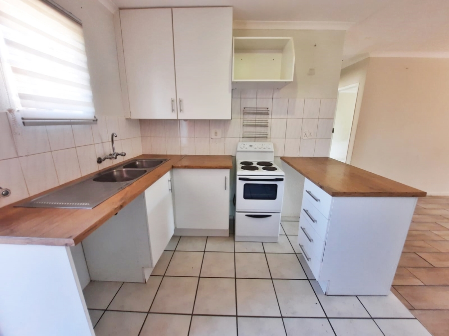 To Let 2 Bedroom Property for Rent in Elardus Park Gauteng