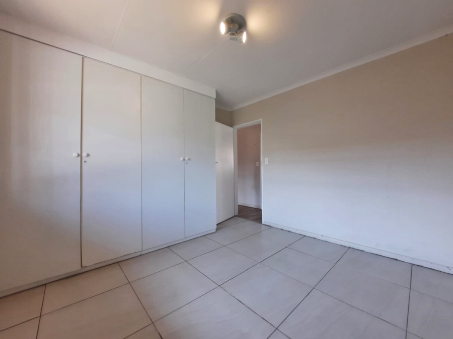 To Let 2 Bedroom Property for Rent in Elardus Park Gauteng
