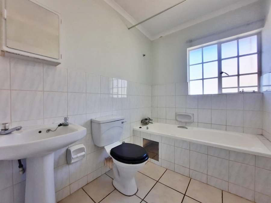 To Let 2 Bedroom Property for Rent in Elardus Park Gauteng