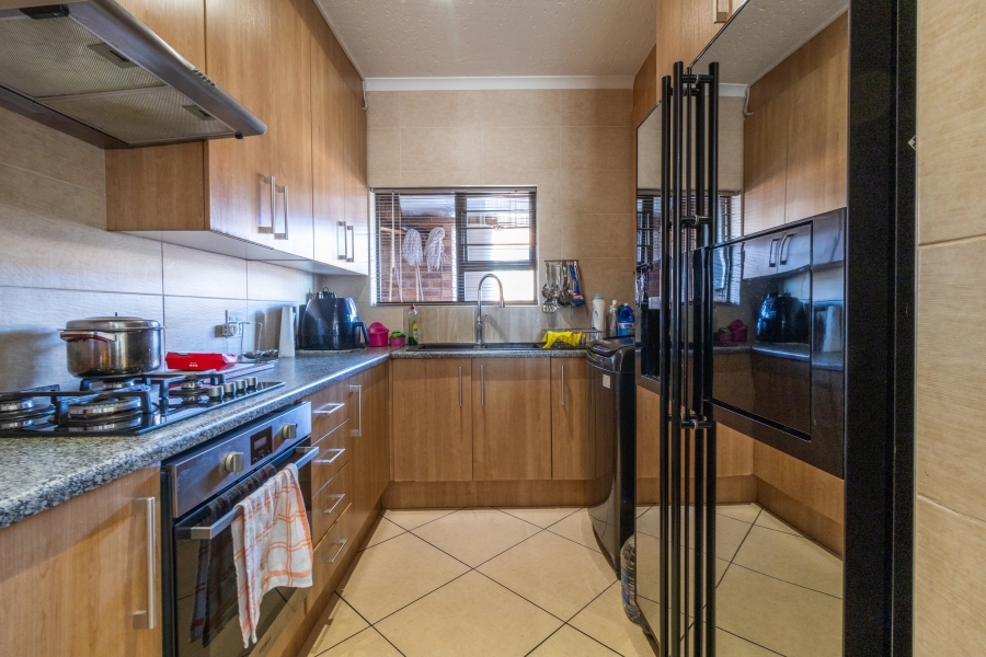 2 Bedroom Property for Sale in Liefde en Vrede Gauteng