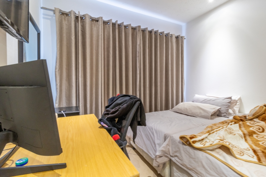 2 Bedroom Property for Sale in Liefde en Vrede Gauteng