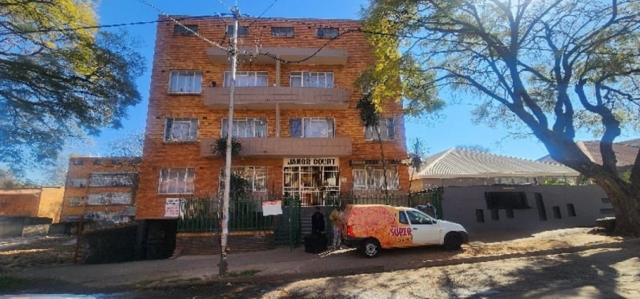 16 Bedroom Property for Sale in Yeoville Gauteng