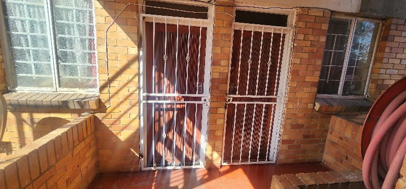 16 Bedroom Property for Sale in Yeoville Gauteng