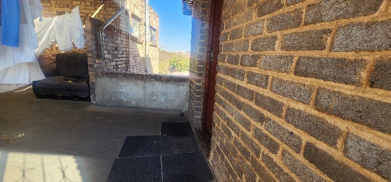 16 Bedroom Property for Sale in Yeoville Gauteng