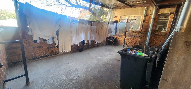 16 Bedroom Property for Sale in Yeoville Gauteng