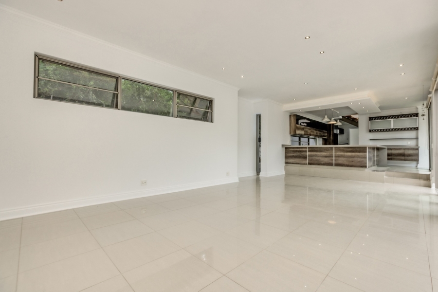 4 Bedroom Property for Sale in Helderfontein Estate Gauteng