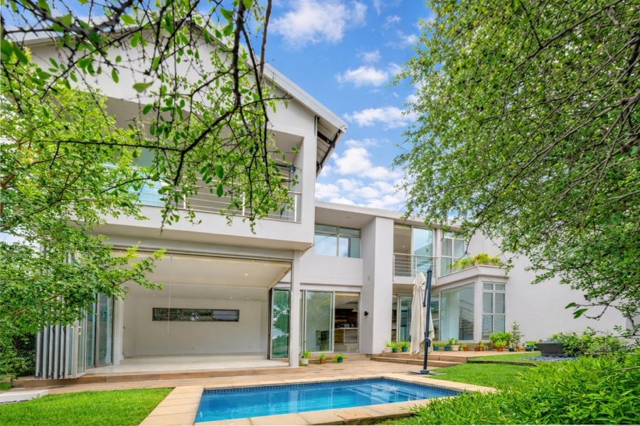 4 Bedroom Property for Sale in Helderfontein Estate Gauteng
