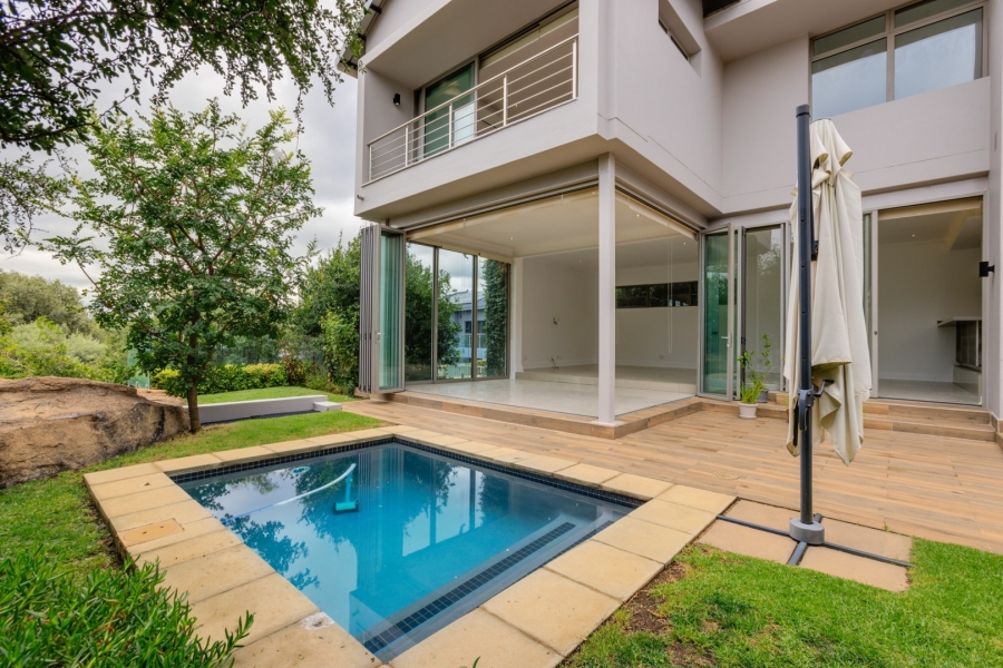 4 Bedroom Property for Sale in Helderfontein Estate Gauteng