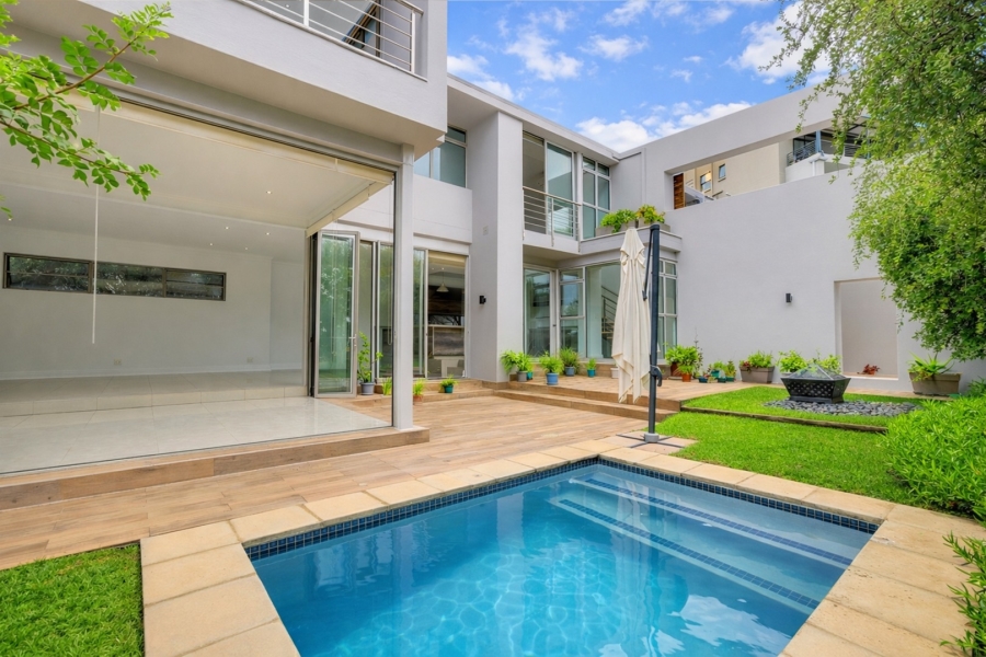 4 Bedroom Property for Sale in Helderfontein Estate Gauteng