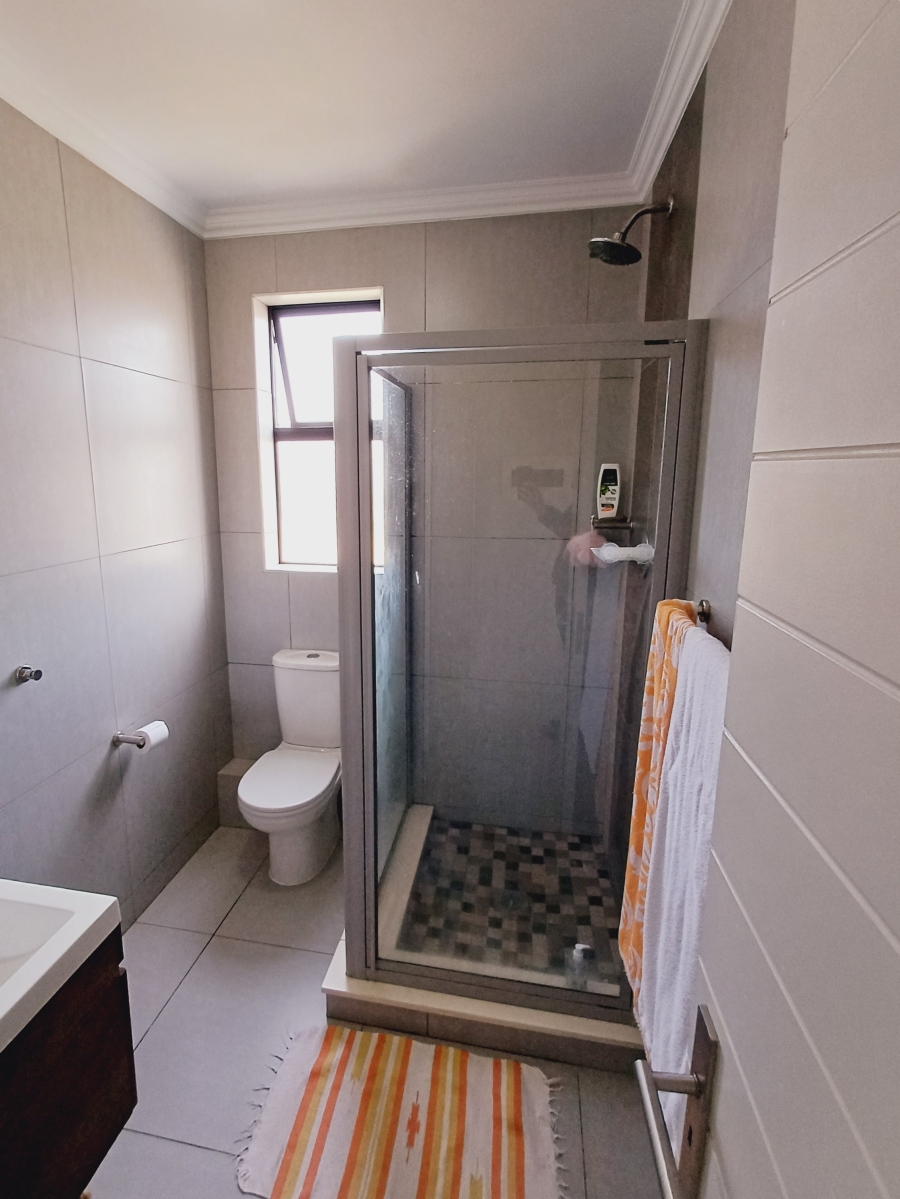 To Let 2 Bedroom Property for Rent in The Hills Game Reserve Estate Gauteng
