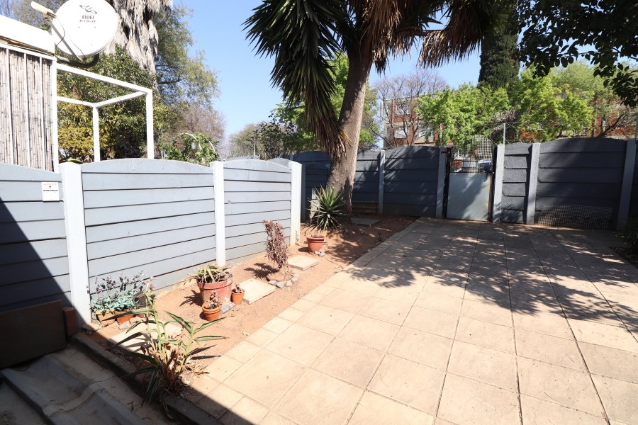 To Let 2 Bedroom Property for Rent in Edleen Gauteng