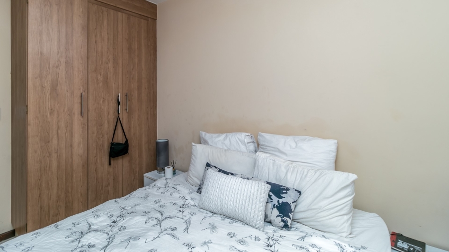 2 Bedroom Property for Sale in Noordwyk Gauteng