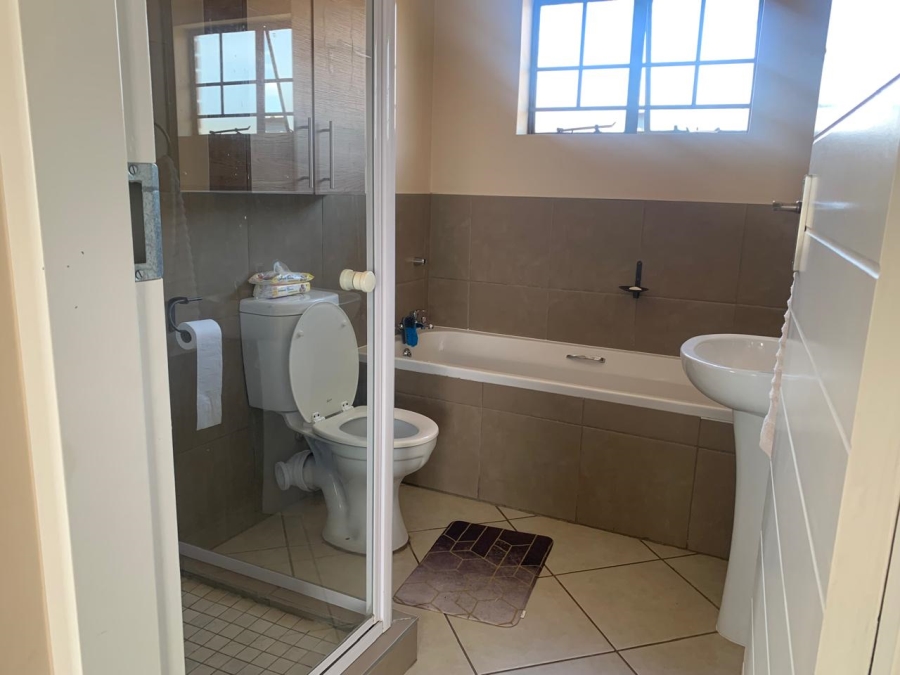 To Let 3 Bedroom Property for Rent in Sagewood Gauteng