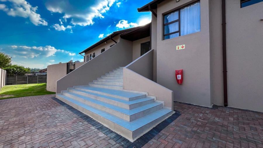 To Let 1 Bedroom Property for Rent in Kew Gauteng