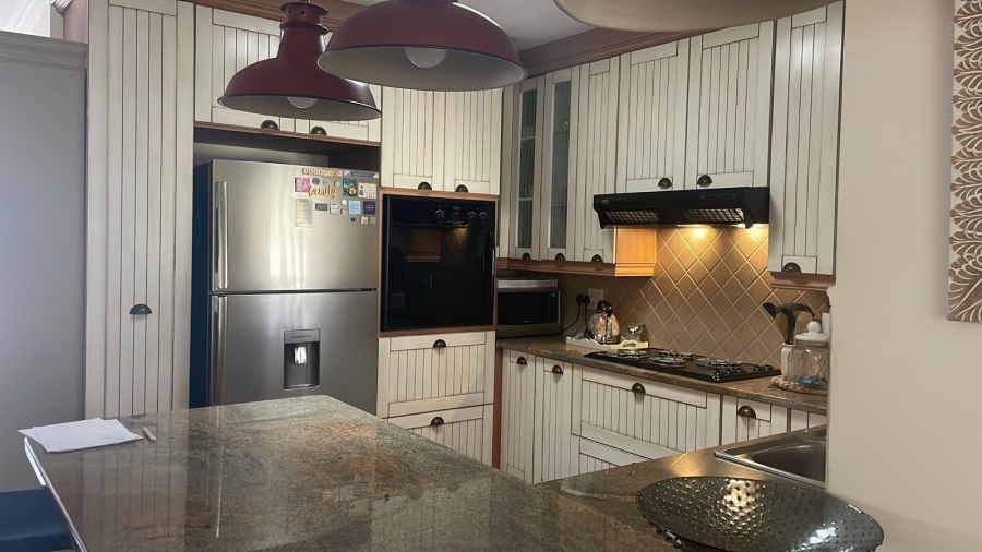 3 Bedroom Property for Sale in Parkhaven Gauteng