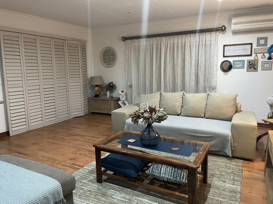 3 Bedroom Property for Sale in Parkhaven Gauteng