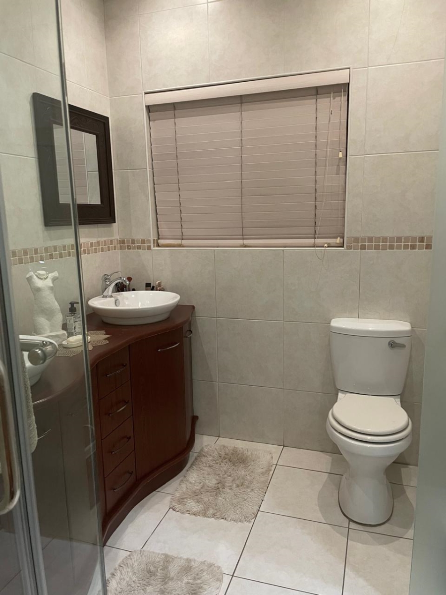 3 Bedroom Property for Sale in Parkhaven Gauteng