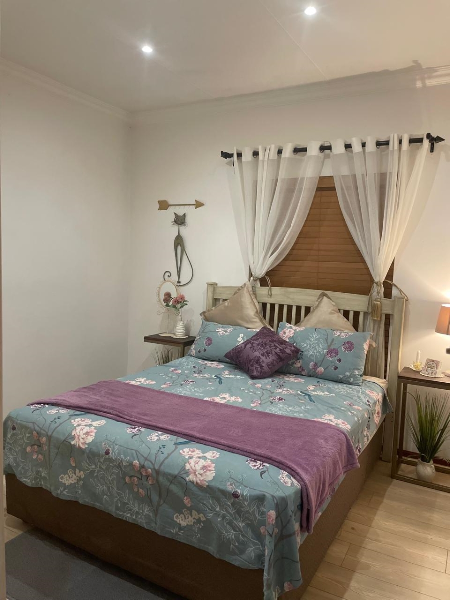 3 Bedroom Property for Sale in Parkhaven Gauteng