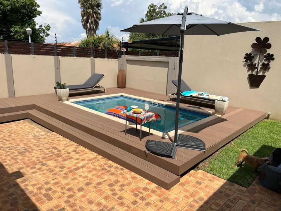 3 Bedroom Property for Sale in Parkhaven Gauteng