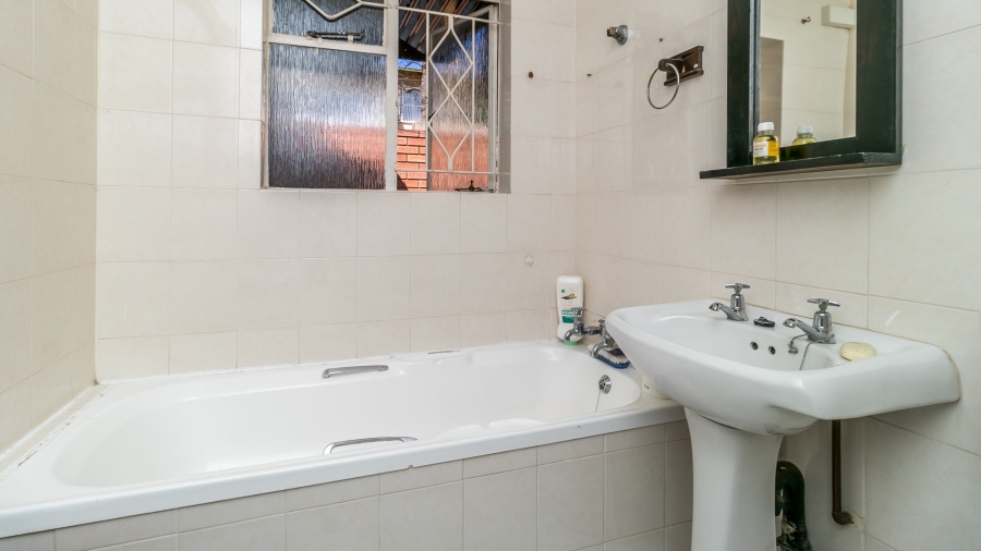 2 Bedroom Property for Sale in Ferndale Gauteng