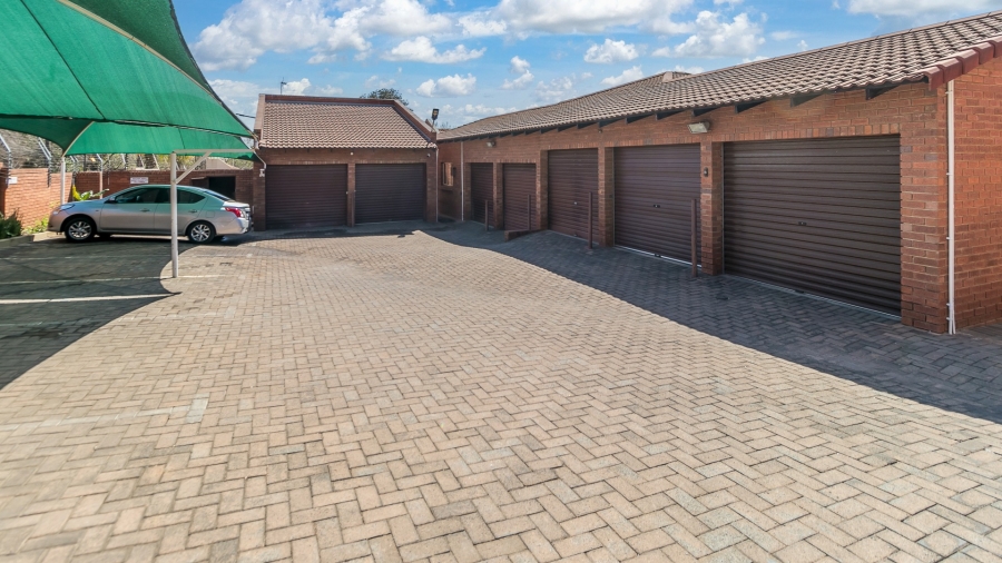 2 Bedroom Property for Sale in Ferndale Gauteng
