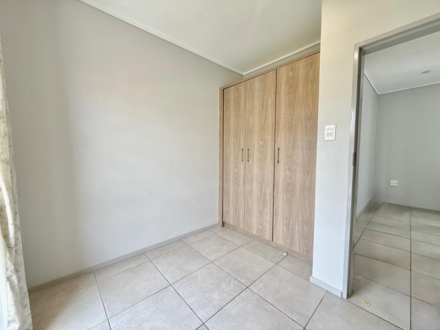 To Let 3 Bedroom Property for Rent in Amberfield Gauteng