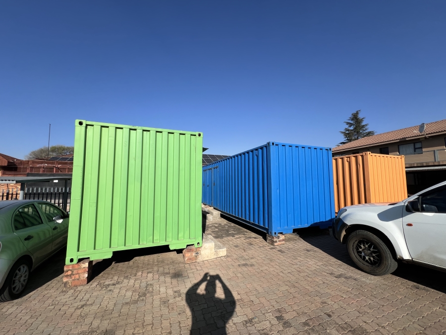 To Let 1 Bedroom Property for Rent in Dunnottar Gauteng