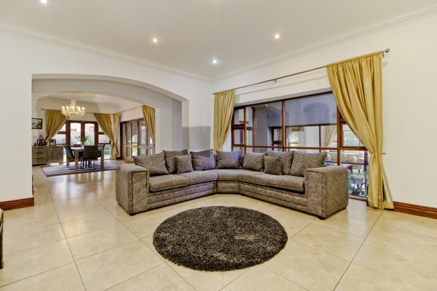 5 Bedroom Property for Sale in Dainfern Valley Gauteng