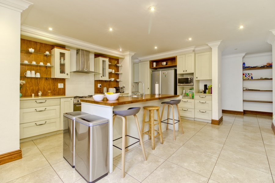 5 Bedroom Property for Sale in Dainfern Valley Gauteng