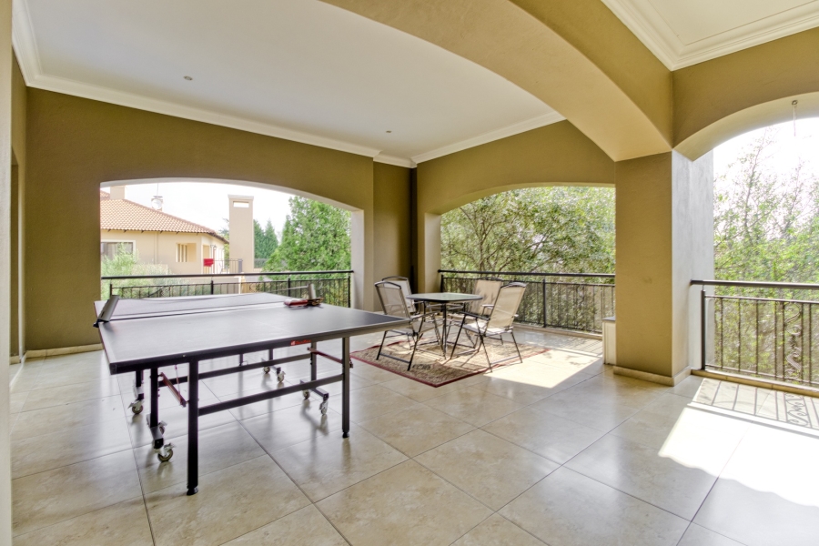 5 Bedroom Property for Sale in Dainfern Valley Gauteng