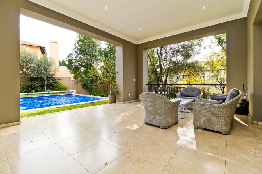 5 Bedroom Property for Sale in Dainfern Valley Gauteng
