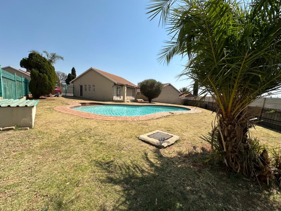 3 Bedroom Property for Sale in Norkem Park Gauteng