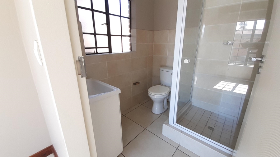 To Let 2 Bedroom Property for Rent in Riversdale Gauteng