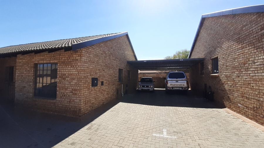 To Let 2 Bedroom Property for Rent in Riversdale Gauteng