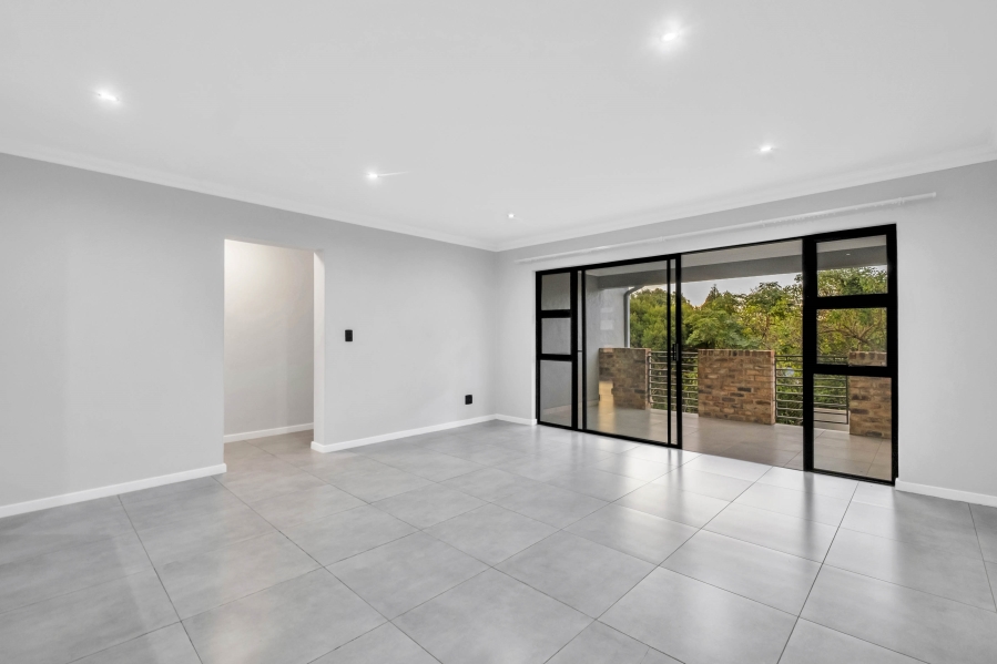 2 Bedroom Property for Sale in Morningside Manor Gauteng