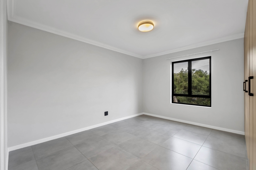 2 Bedroom Property for Sale in Morningside Manor Gauteng