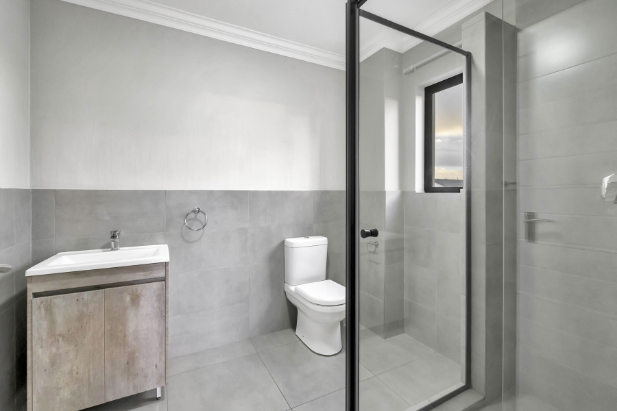 2 Bedroom Property for Sale in Morningside Manor Gauteng