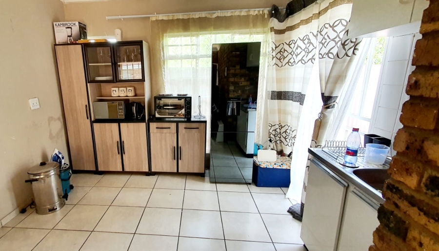To Let 1 Bedroom Property for Rent in Three Rivers Proper Gauteng
