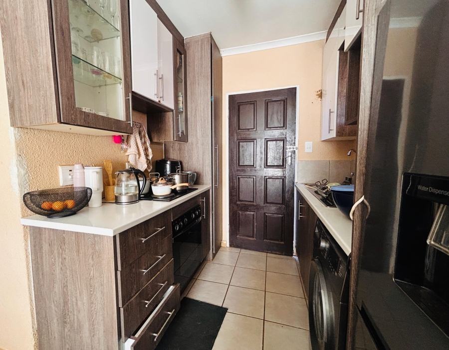 2 Bedroom Property for Sale in Savanna City Gauteng