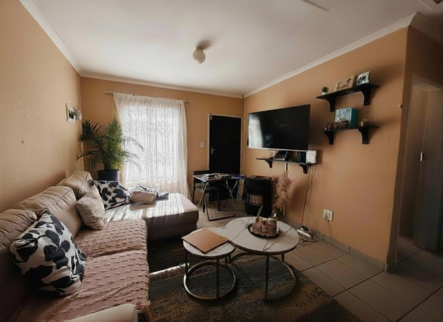 2 Bedroom Property for Sale in Savanna City Gauteng