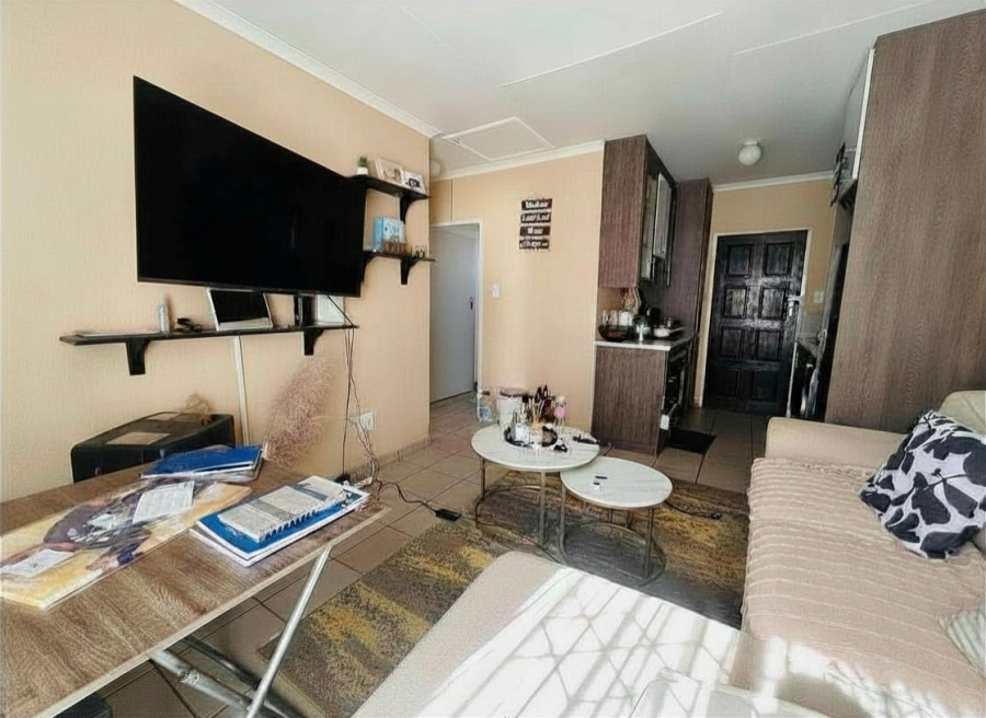 2 Bedroom Property for Sale in Savanna City Gauteng