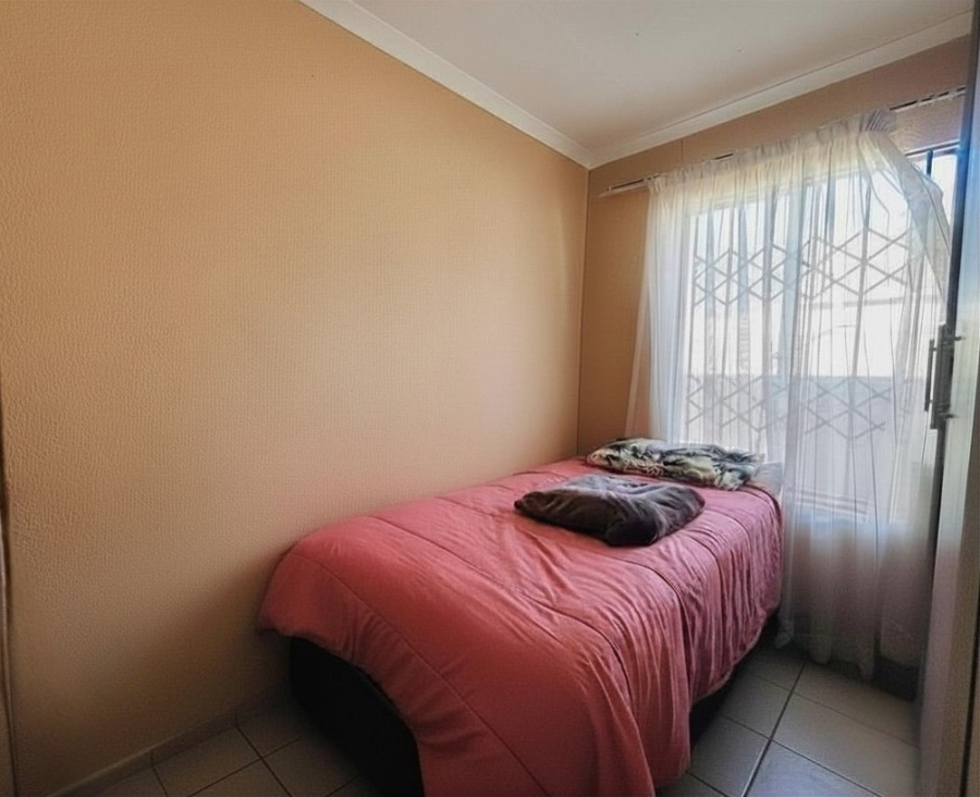 2 Bedroom Property for Sale in Savanna City Gauteng