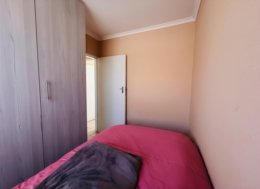 2 Bedroom Property for Sale in Savanna City Gauteng