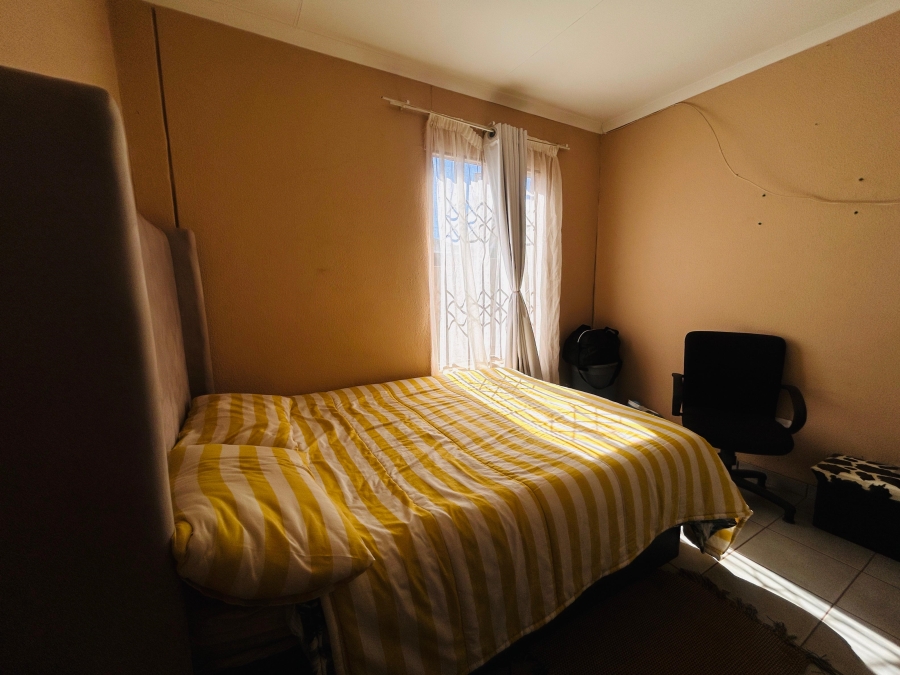 2 Bedroom Property for Sale in Savanna City Gauteng