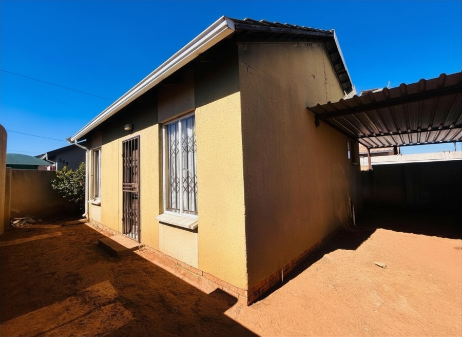 2 Bedroom Property for Sale in Savanna City Gauteng