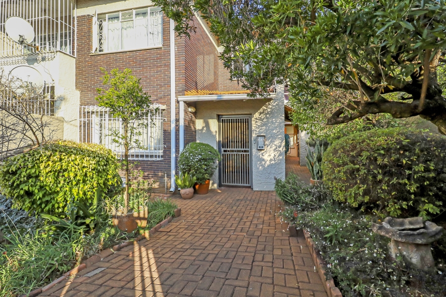 To Let 2 Bedroom Property for Rent in Risidale Gauteng