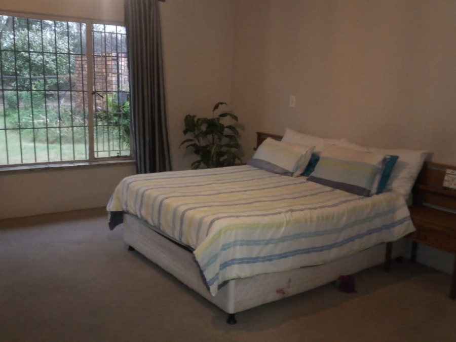 6 Bedroom Property for Sale in Valley Settlements A H Gauteng